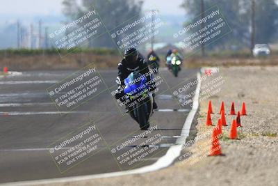 media/Sep-20-2025-TrackDaz (Sat) [[27f0cde673]]/B Group/220pm (Turn 9)/